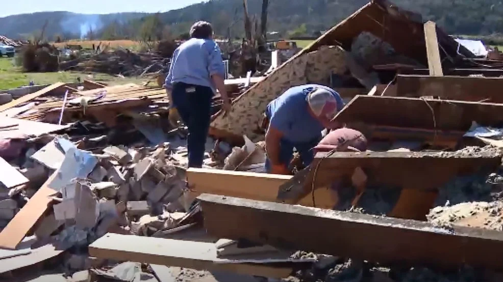 Tennessee Governor Seeks Federal Aid for Tornado-Hit Counties