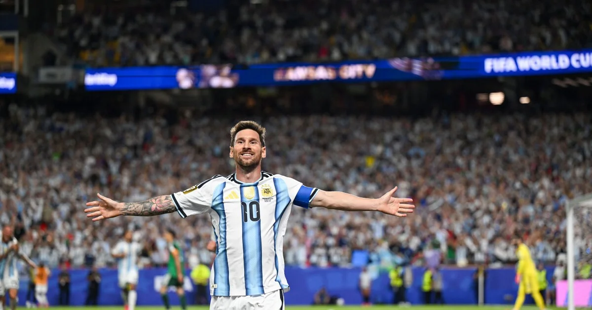 Messi's Kansas City Hat Trick Breaks World Cup Scoring Record as Algeria Fans Feel at Home