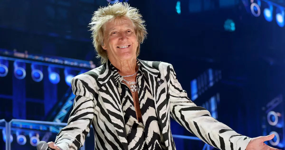 Rod Stewart, 81, Halts Utah Show to Breathe From Oxygen Tank in Health Scare