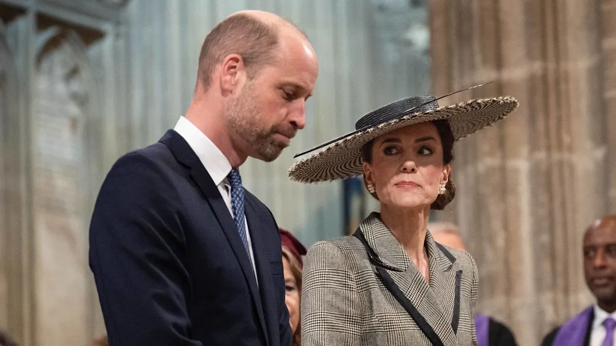 Kate's one-word reply after brief split with William stirs royal buzz