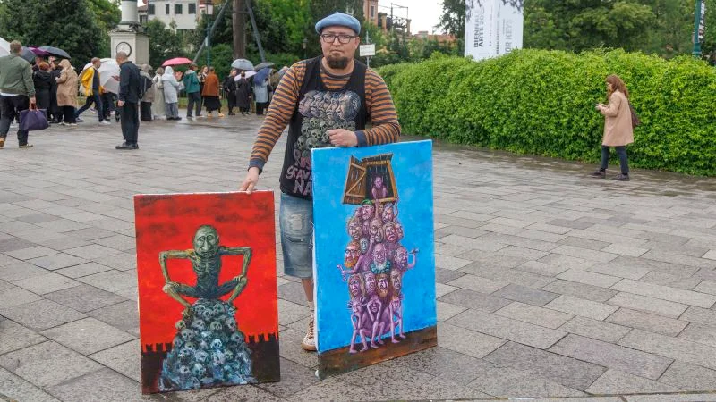 Exiled Russian satirist shot in Poland near Belarus border