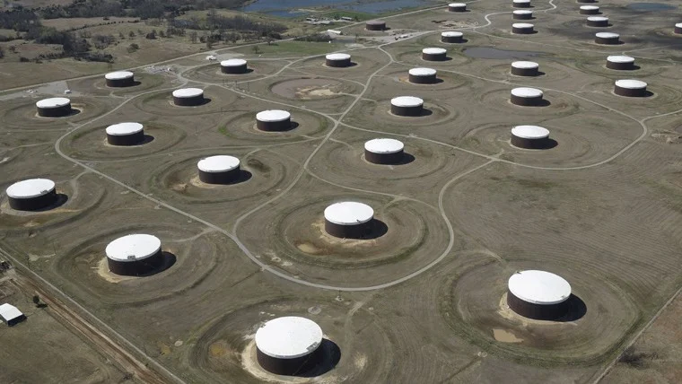 US Crude and Gasoline Inventories Sink as SPR Draws Down