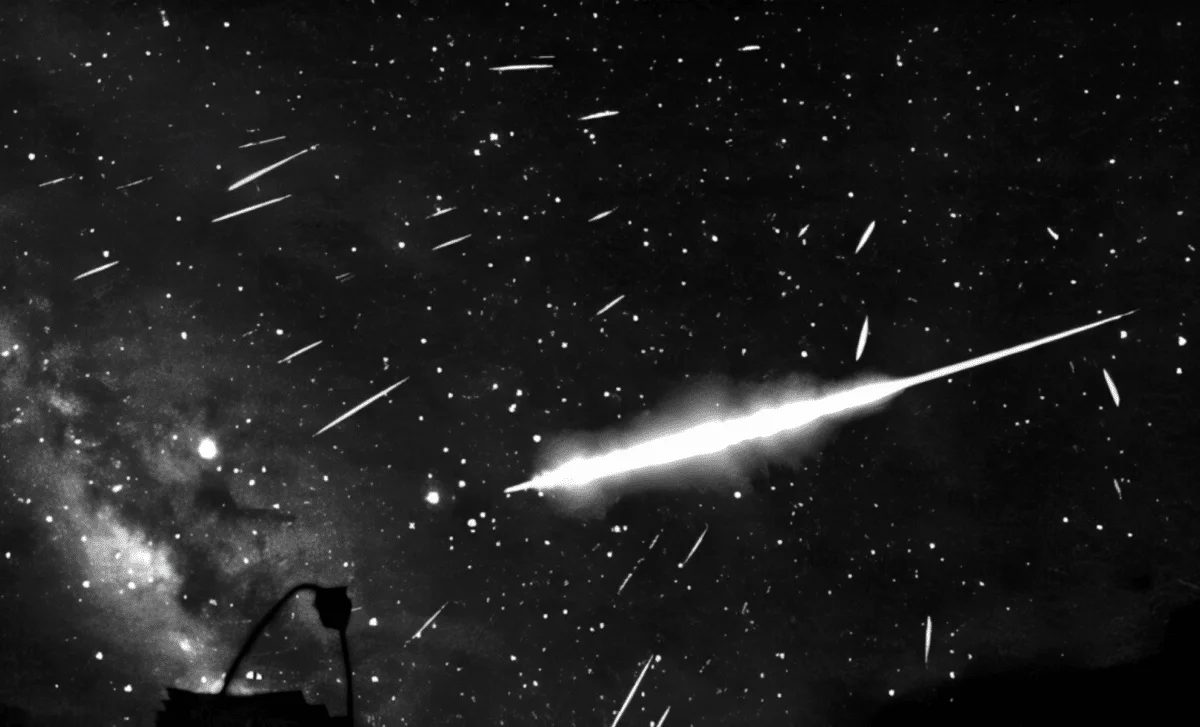 Sun-Baked Asteroid Breaks Apart, Revealing a New Meteor Shower