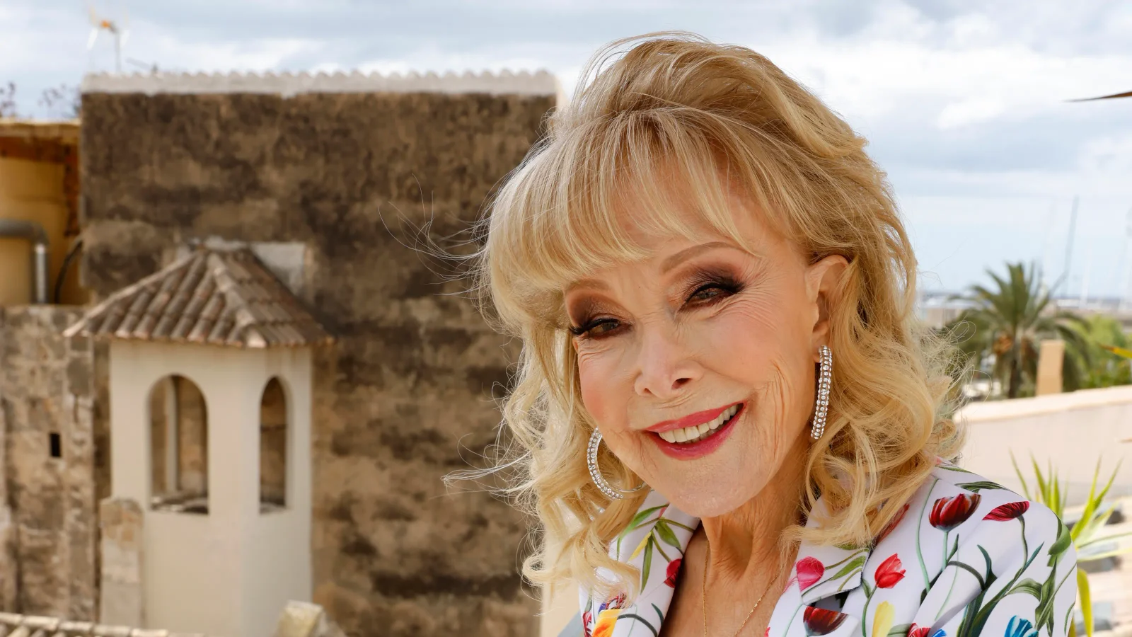 Barbara Eden: Jeannie to Hollywood Icon — A Photo Chronicle
