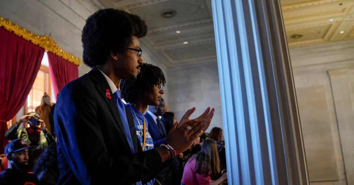 Tennessee Democrats reinstate expelled lawmaker to House