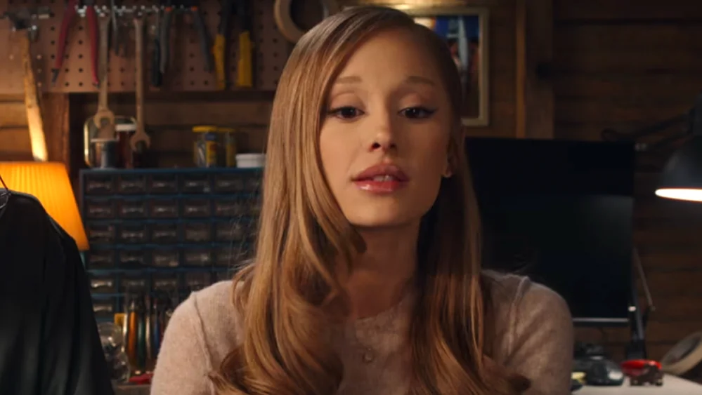 Ariana Grande Brings FBI Flair to Focker In-Law Trailer at CinemaCon