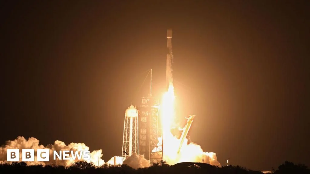 SpaceX booster to punch a 17-meter crater into the Moon