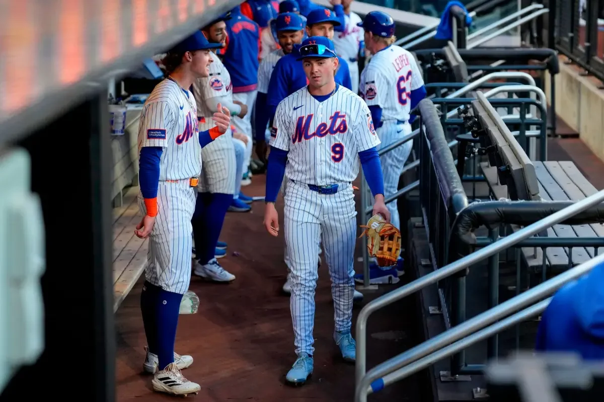 Mets roll the dice on A.J. Ewing to spark a faltering season