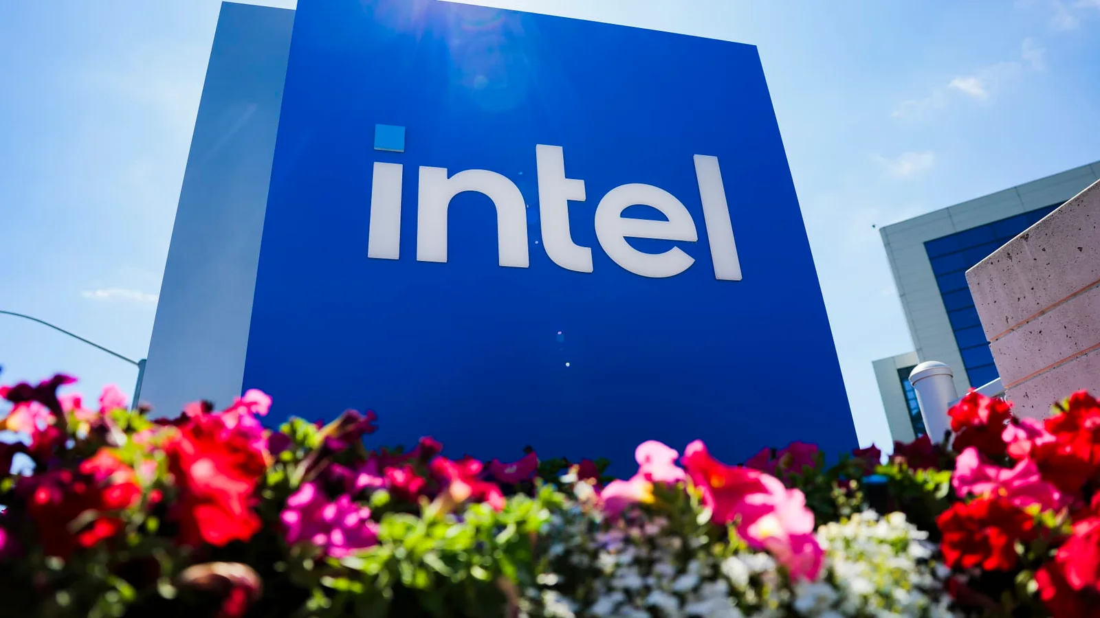 Intel taps $15 billion stock offering to bankroll AI infrastructure push