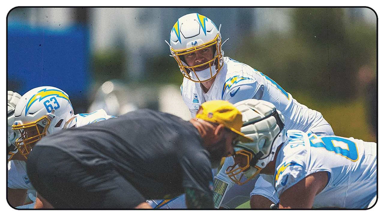 Herbert Shines on OTA Debut as Chargers Shuffle the Line and Henley Steps Up
