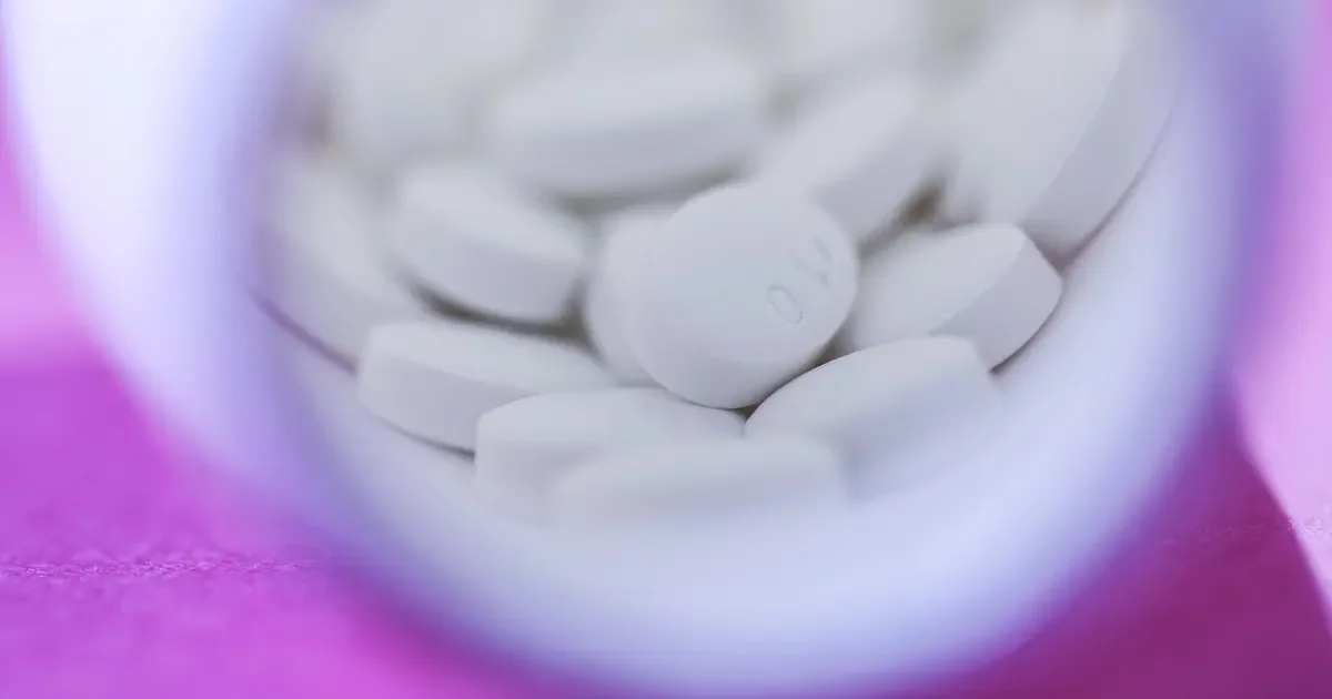More Pills, Higher Risk: Study Ties Polypharmacy to Mortality in Older Adults