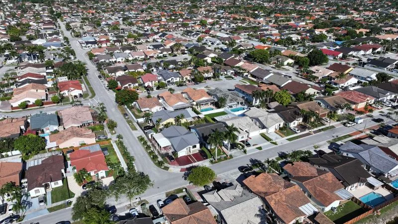Property tax revolt widens as states rethink local funding, Florida on the ballot