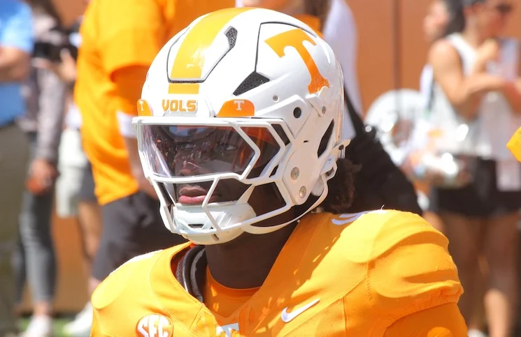 Tennessee Spring Scrimmage Highlights: Steady QBs, Strong Defense Shine at Neyland