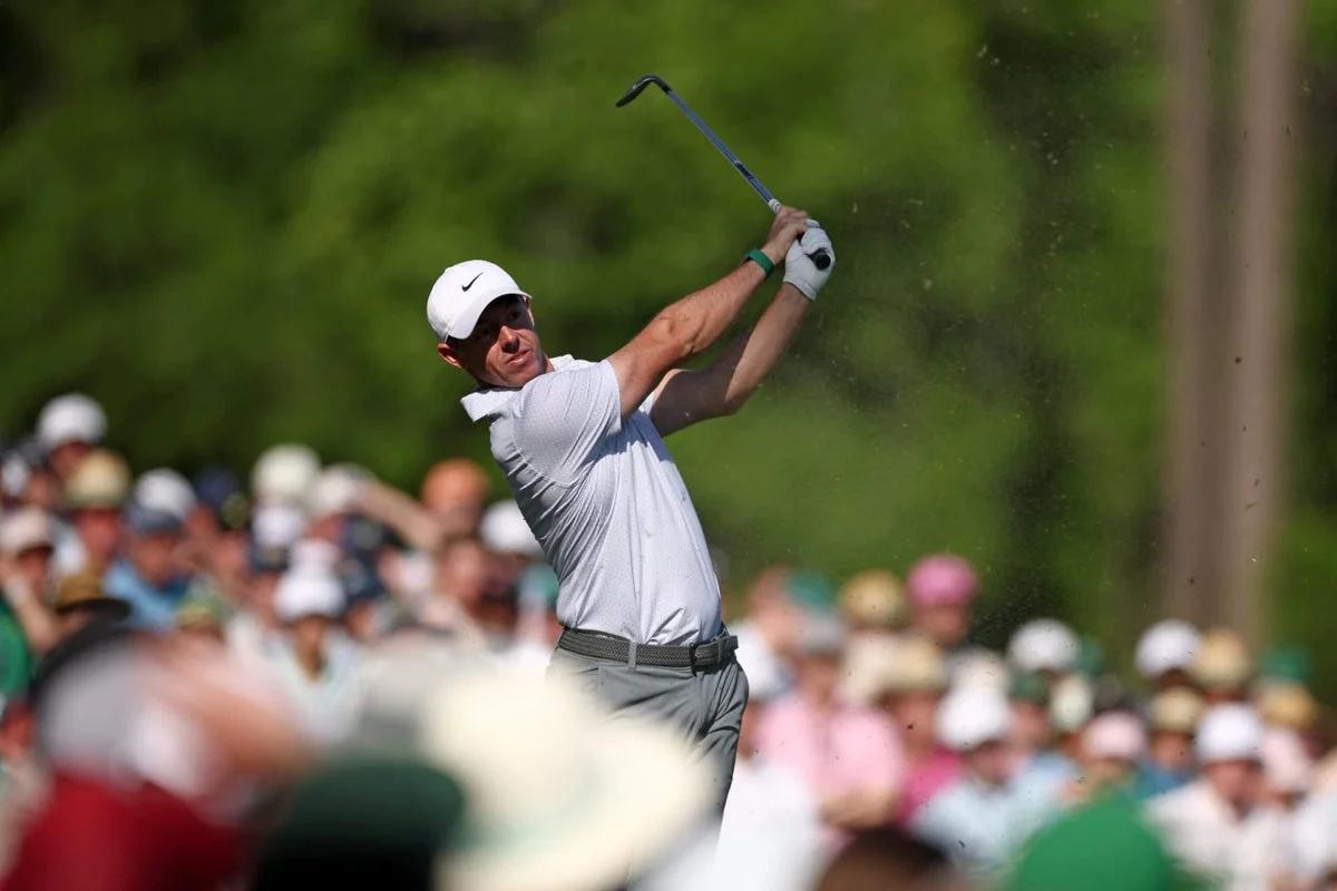 McIlroy rockets to six-shot lead at the Masters after 65
