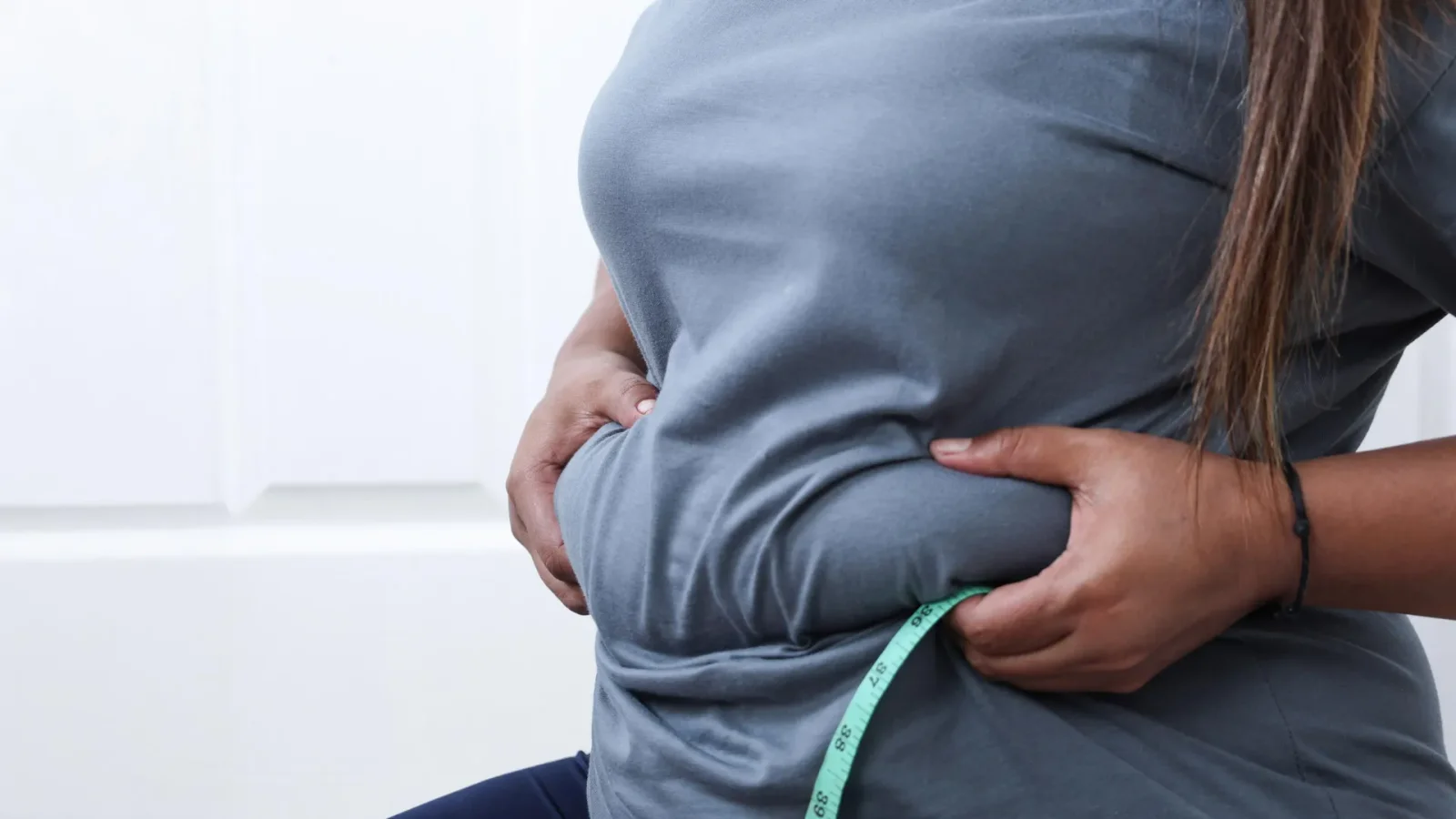 Hormone Therapy Cuts Visceral Fat in Aging Women Post-Hip Fracture