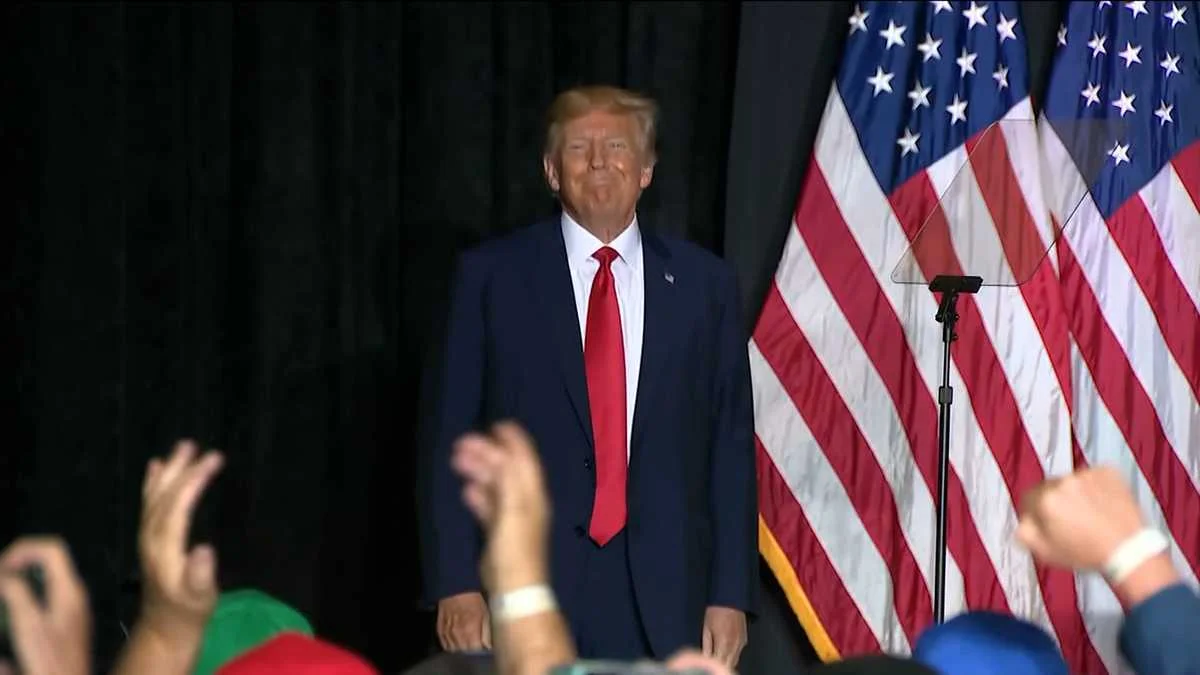 "Trump Takes Aim at DeSantis and Ethanol in Iowa Campaign Stop"