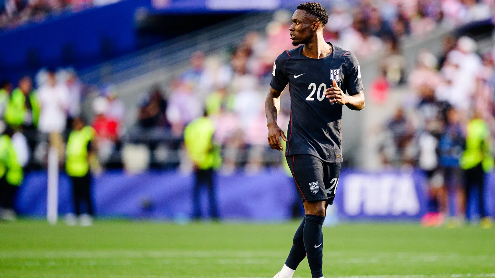 Balogun’s Last-Minute Reversal Upends Three-Club Transfer Saga