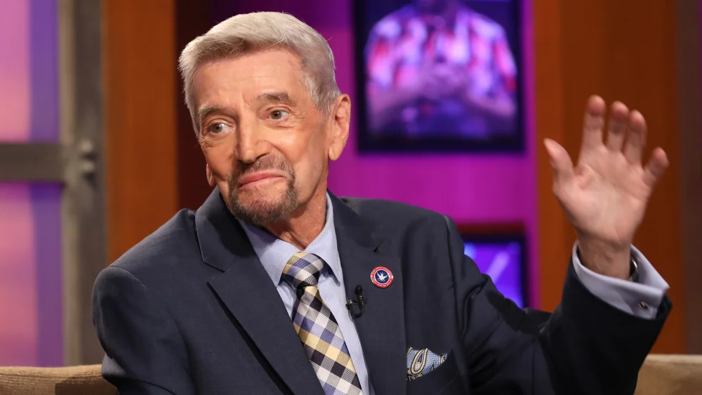 Tom Dreesen, Sinatra’s Longtime Opening Act, Dies at 86