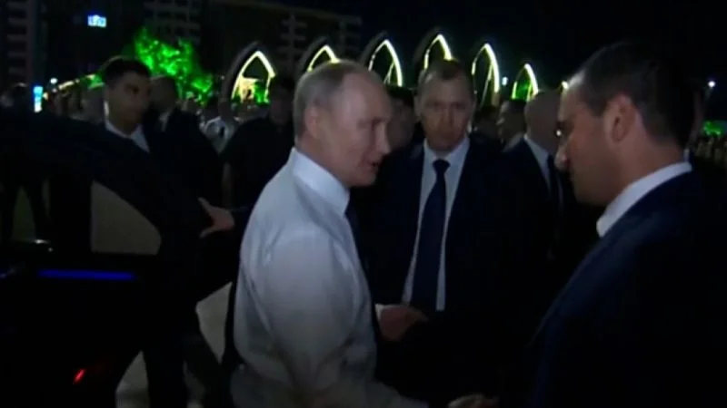 "Putin's Surprise Appearance Raises Doubts About His Control Amid Wagner Mutiny"