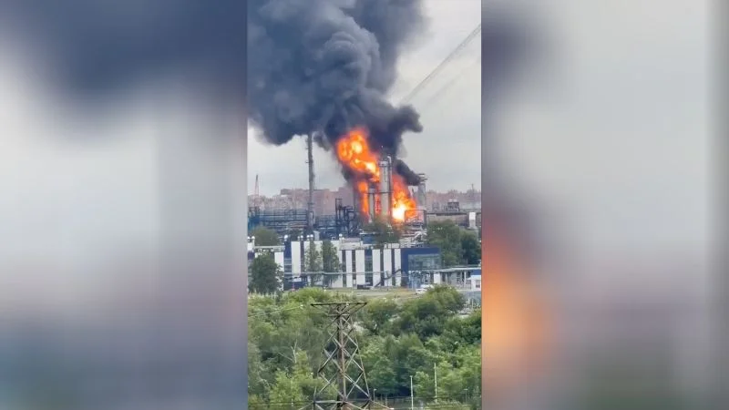 Ukraine launches sweeping drone blitz on Moscow, biggest in years