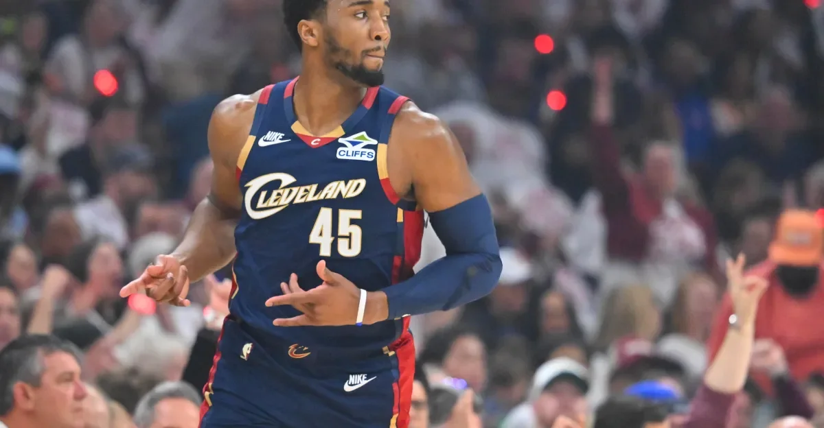 Mitchell-Harden Duo Sparks Cavs to Series-Tying Win Over Pistons