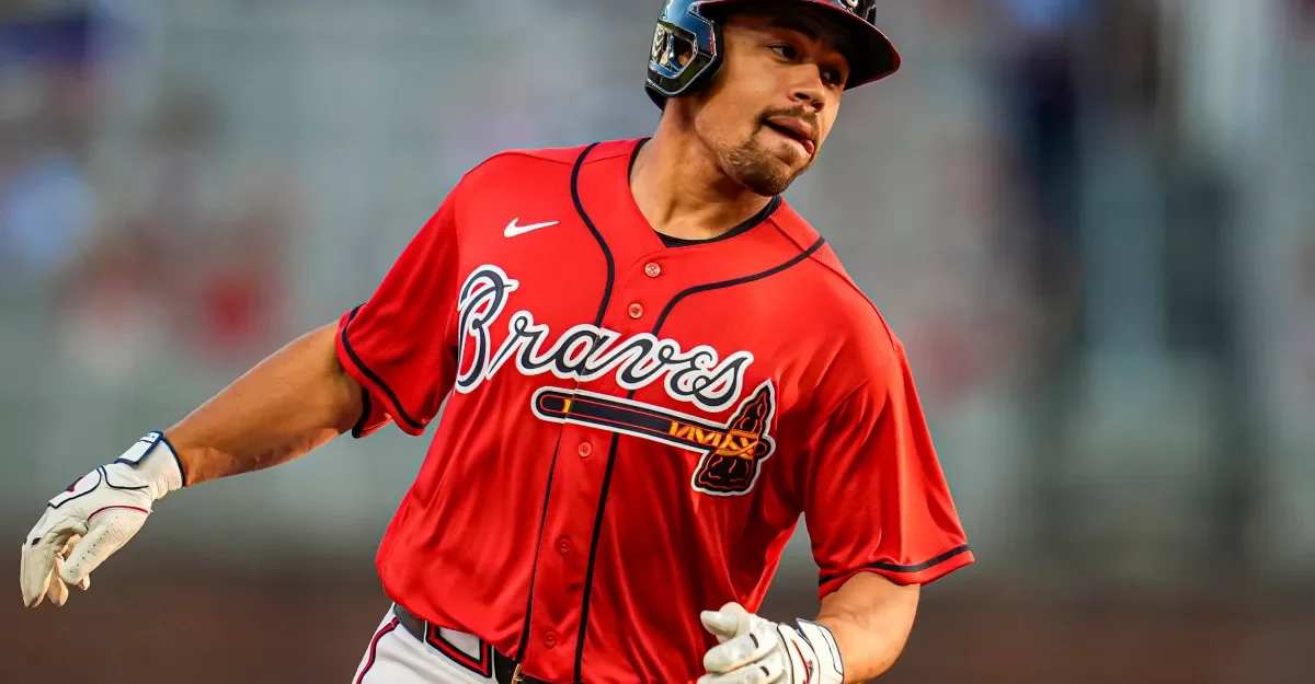 Braves lose Baldwin to Grade 1 oblique strain as backups step in