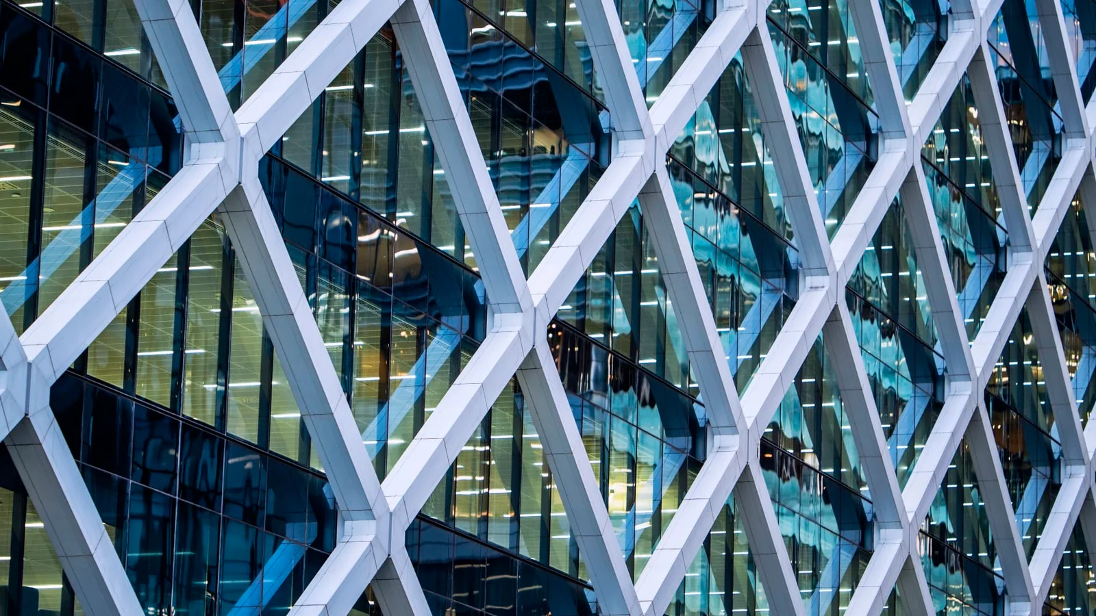 April Sets Record Pace for Commercial Real Estate Lending, JLL Reports