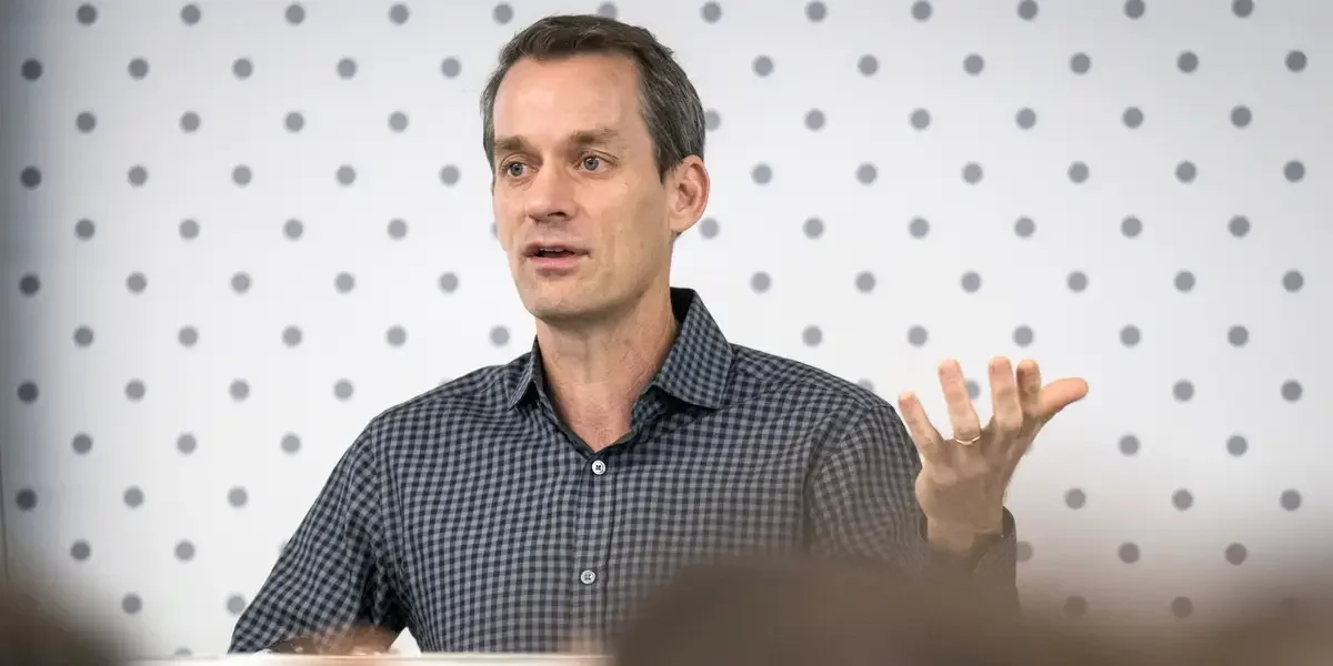 Jeff Dean’s Hour-by-Hour Google Exit Signals a Leap to Discovery Loop