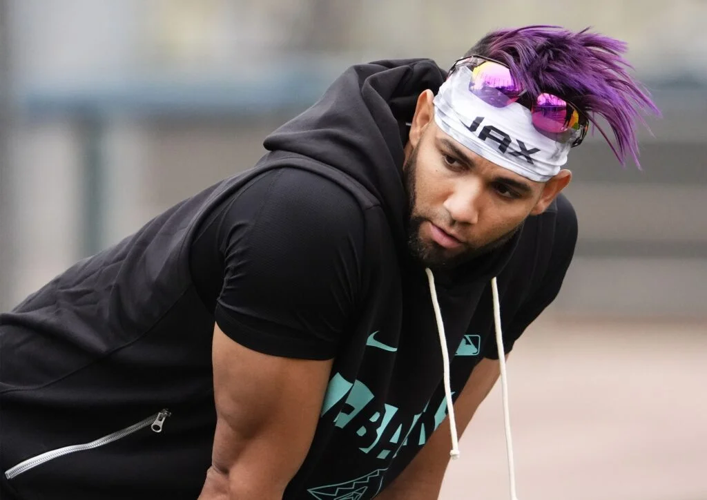 Gurriel Jr. Returns to Diamondbacks, Baker DFA’d to Make Room