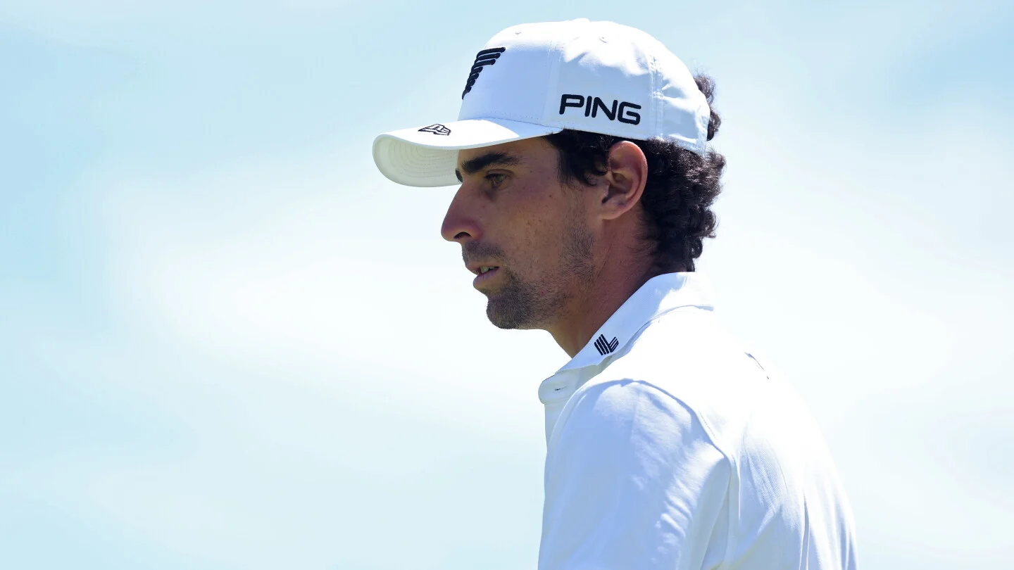 Niemann penalized two strokes for club throw at U.S. Open