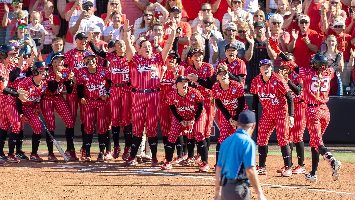 Huskers Punch WCWS Ticket in Five-Inning Rout of Oklahoma State