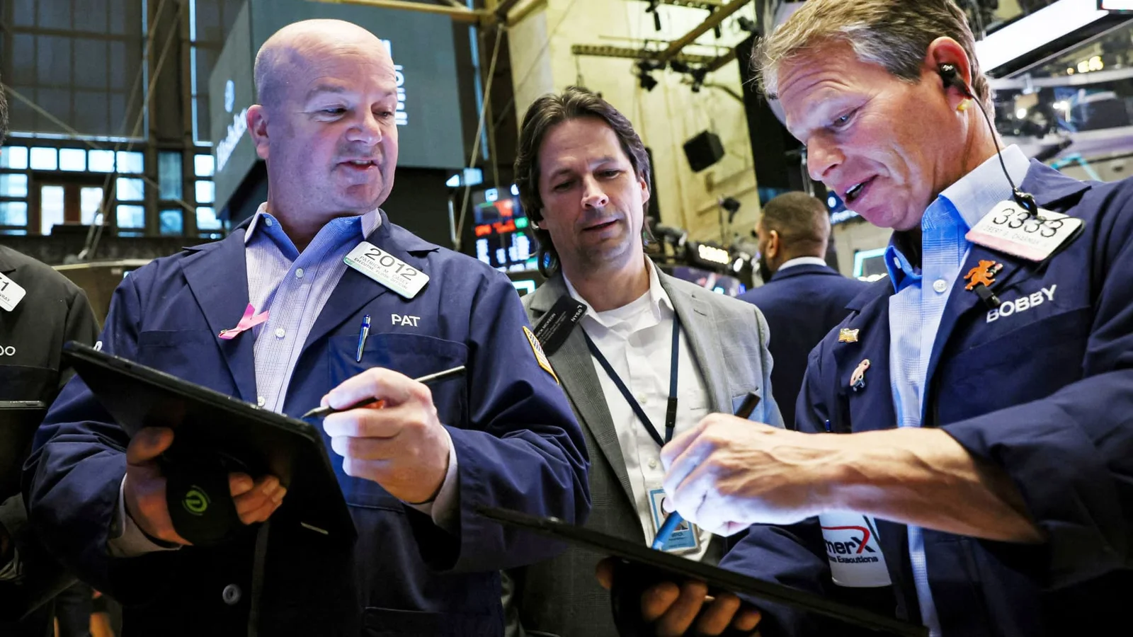 Global banking fears trigger stock market drop.