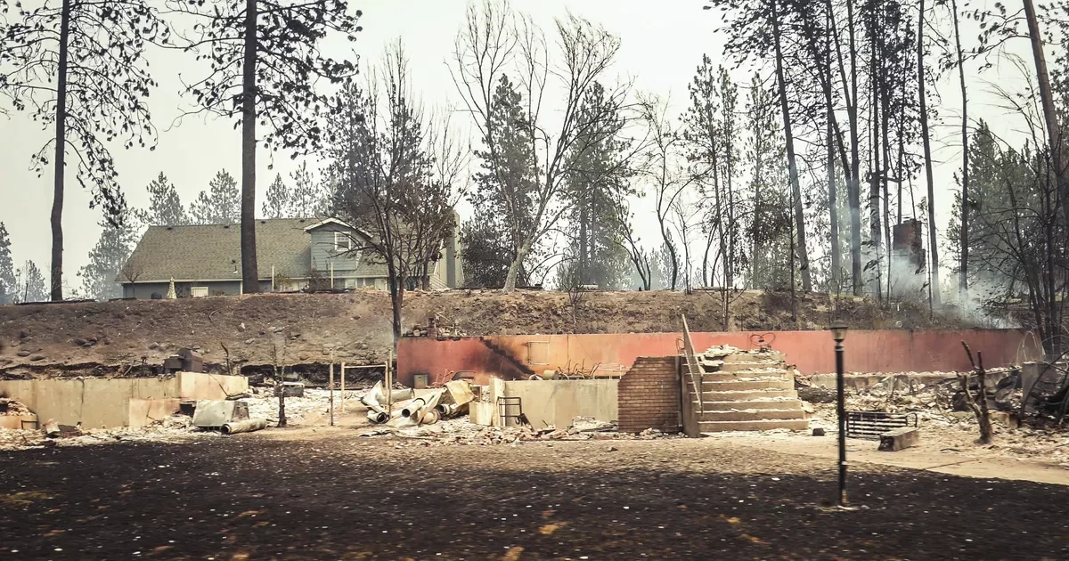 Spokane’s Old Trails Fire: Firefighters Hold the Line as Neighborhood Burns