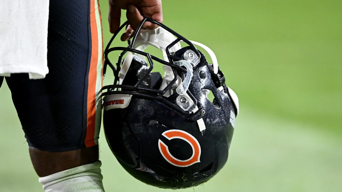 Bears push consolidated Illinois stadium bill as talks continue