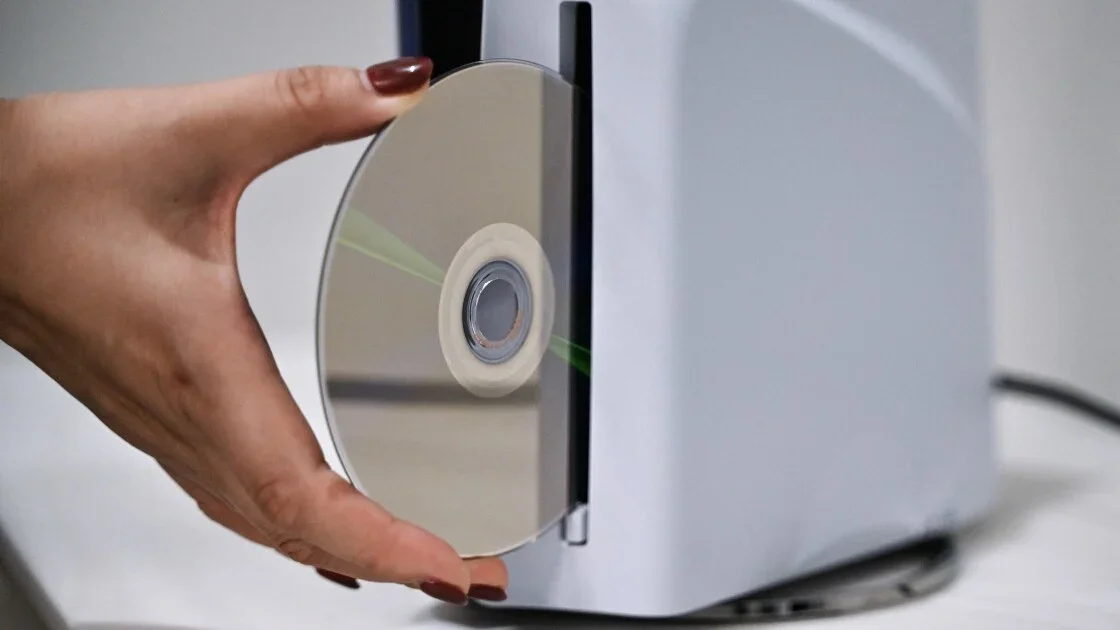 Sony keeps course on ending PlayStation discs by 2028 amid backlash