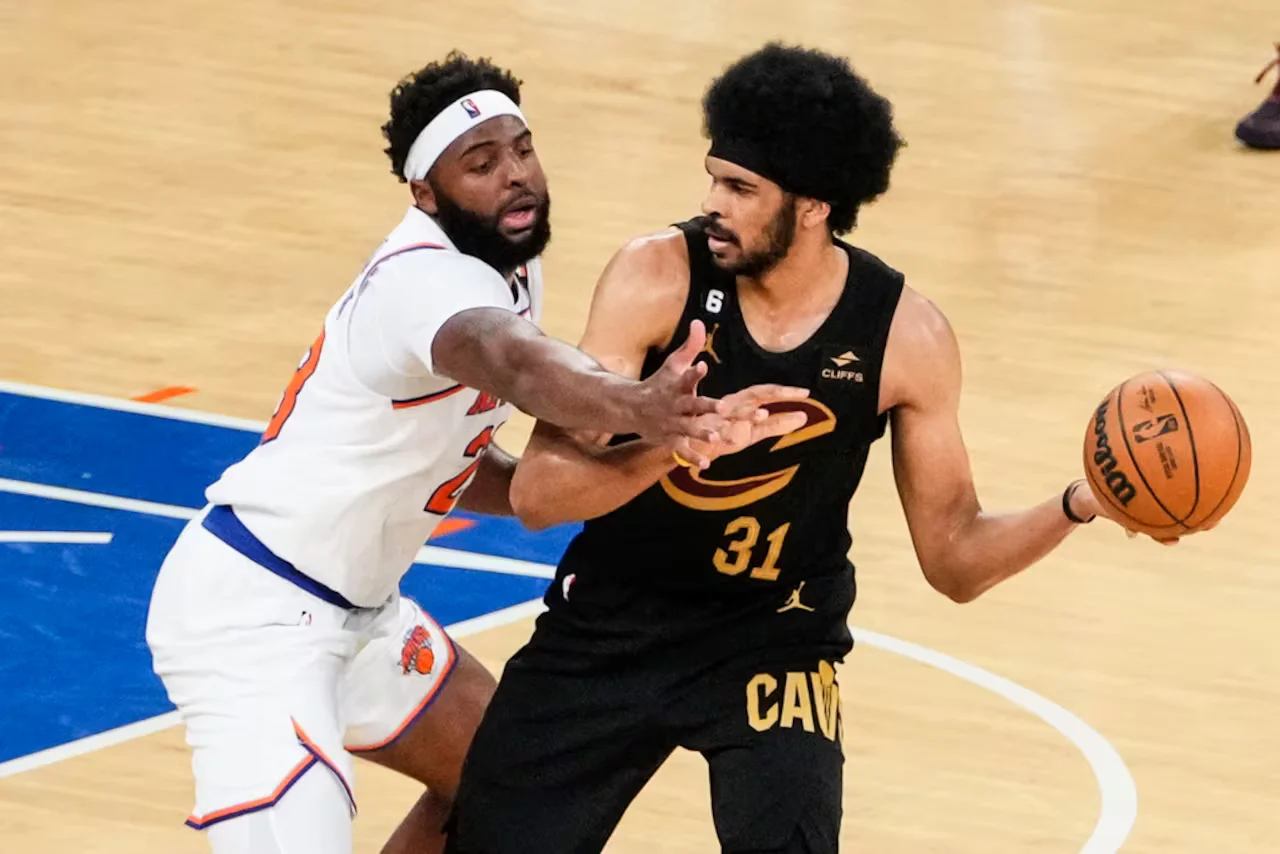 Cavs challenged by Knicks' defense in Game 3 victory.
