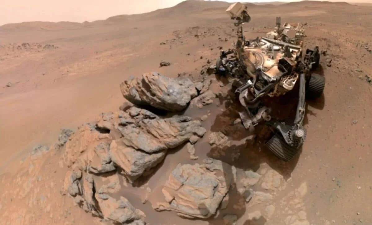 Perseverance Inches Toward Martian Marathon as Old Rocks Come Into View
