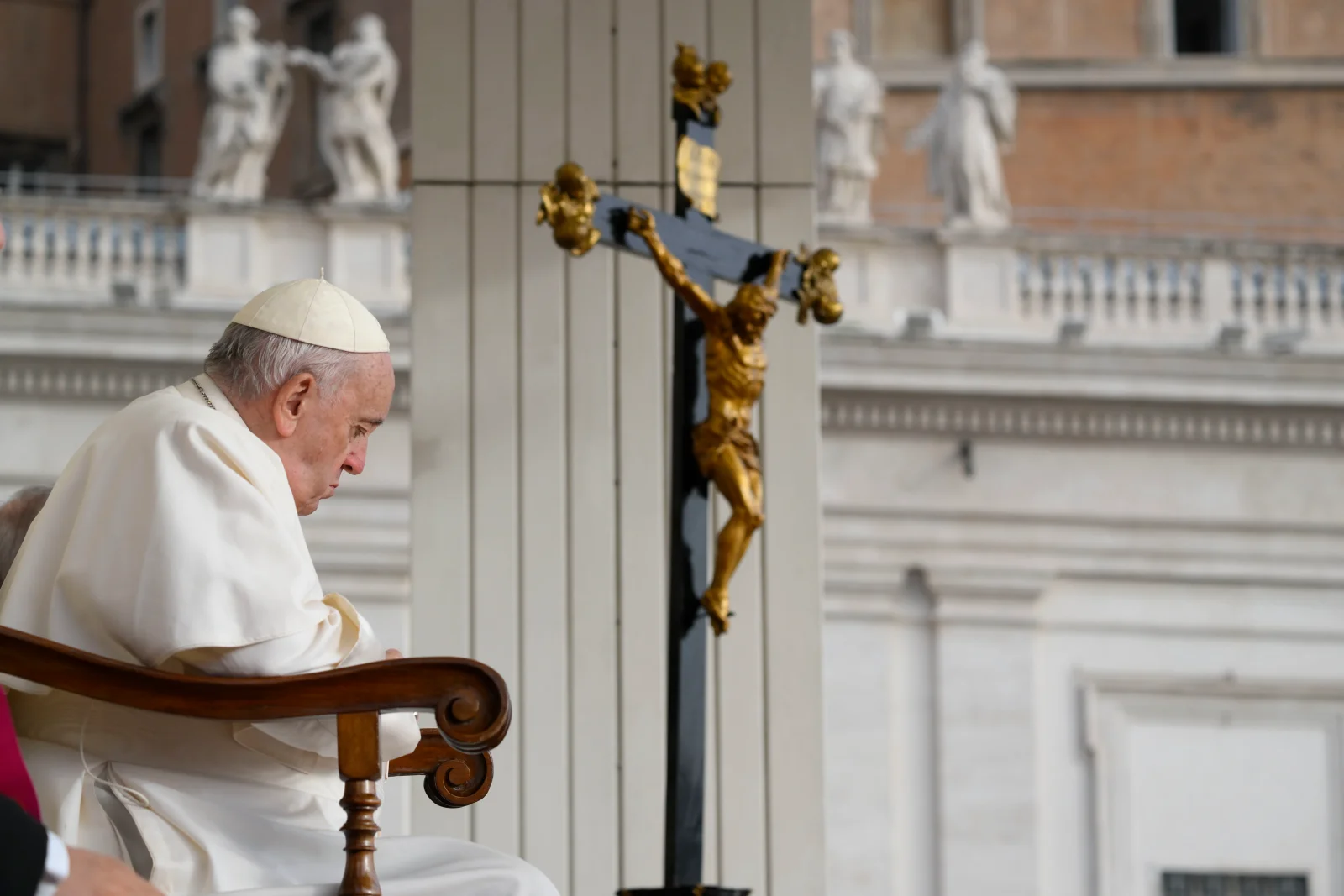 Pope Francis' Heartfelt Message to Ill Teen