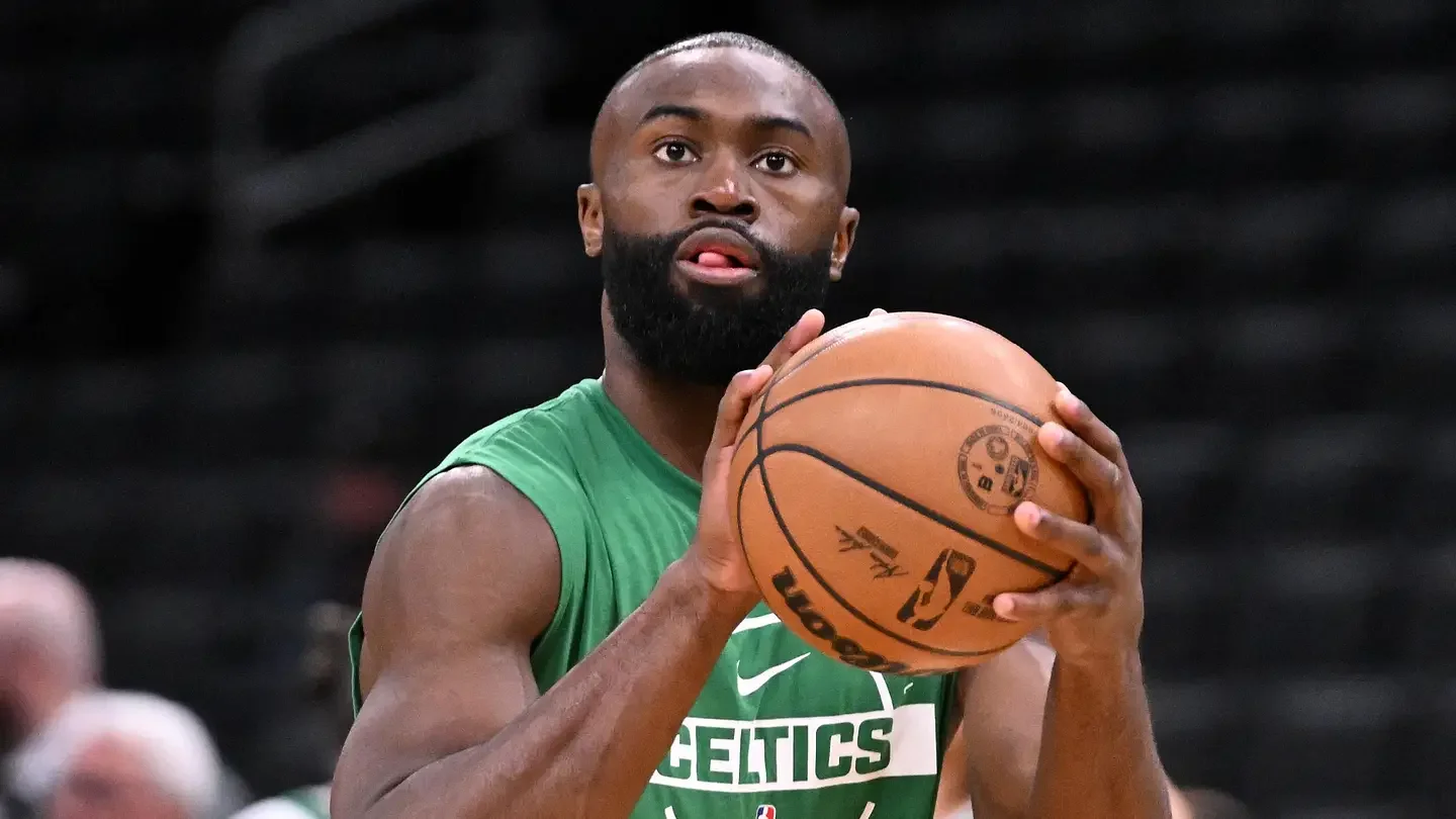 Celtics Rumor Roundup: Giannis Buzz, Brown Stay, and White Frontcourt Talks