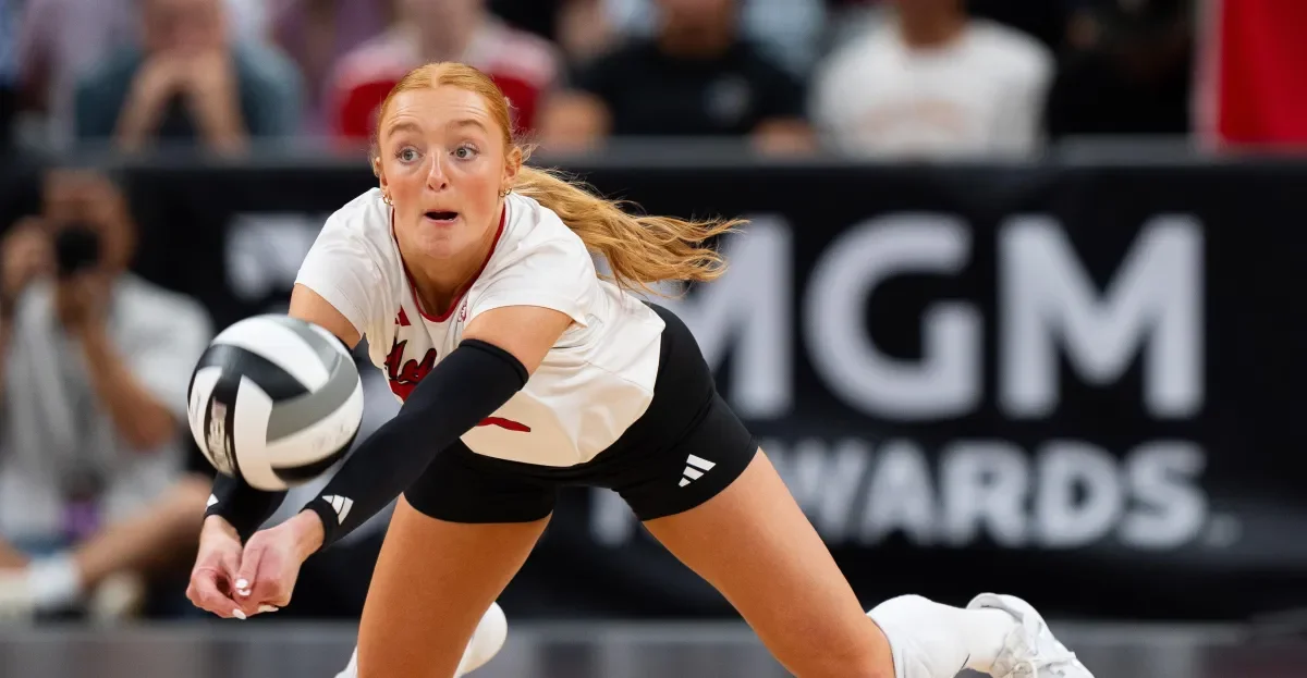 Huskers Open Season with Straight-Set Win Over UNLV in Las Vegas
