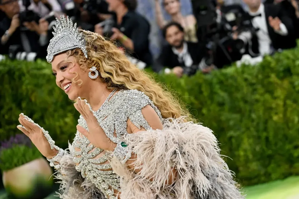 Beyoncé Sparks a Busy New Music Friday With Surprise Drop