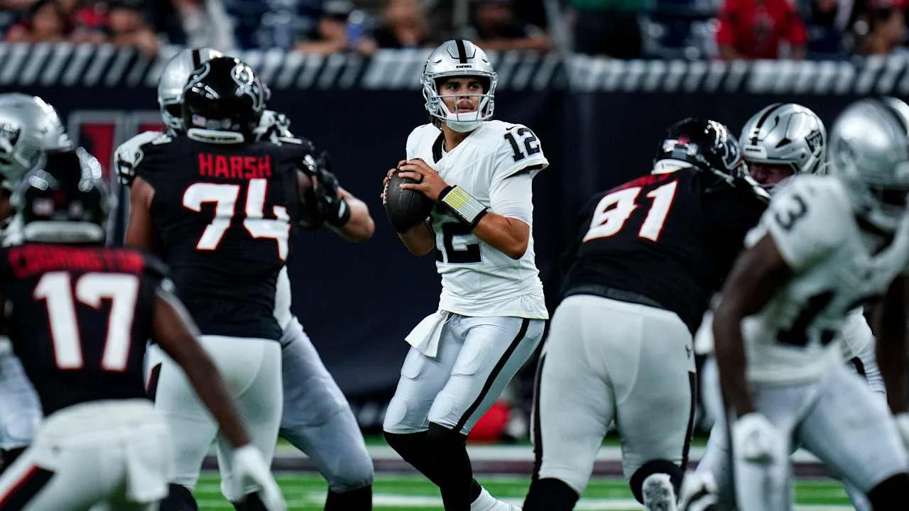 Raiders rally from 17-point hole to edge Texans in preseason comeback