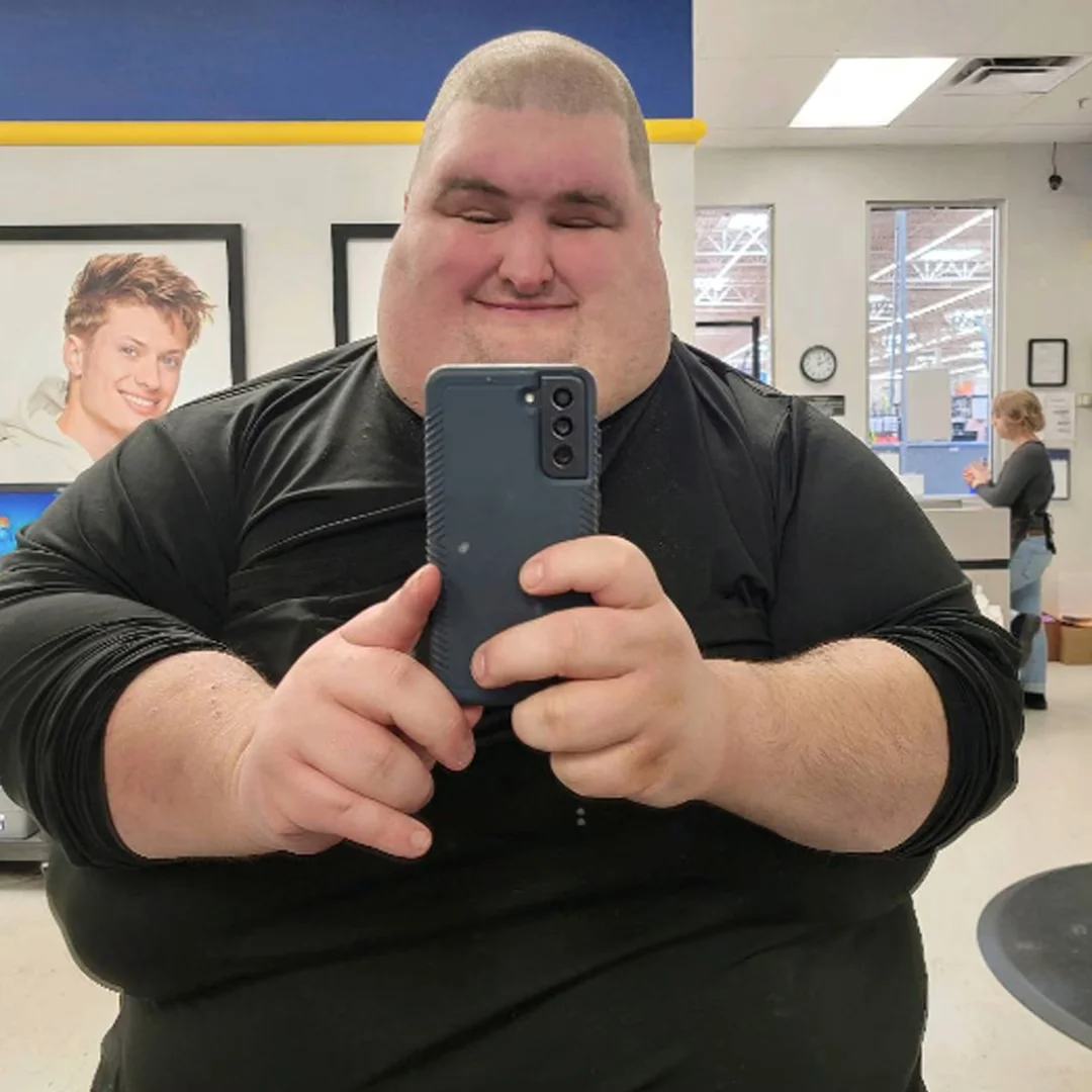 TikTok sensation Carl Eiswerth passes away at 35.