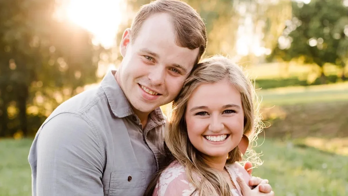 Kendra Duggar Steps Back From Duggar Family Amid Joseph’s Legal Troubles