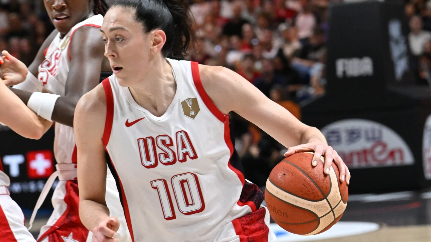 USA women’s basketball cruises to World Cup quarterfinals after Czechia blowout