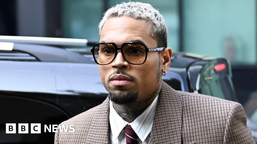 Jury awards housekeeper nearly $14 million in Chris Brown dog-attack case