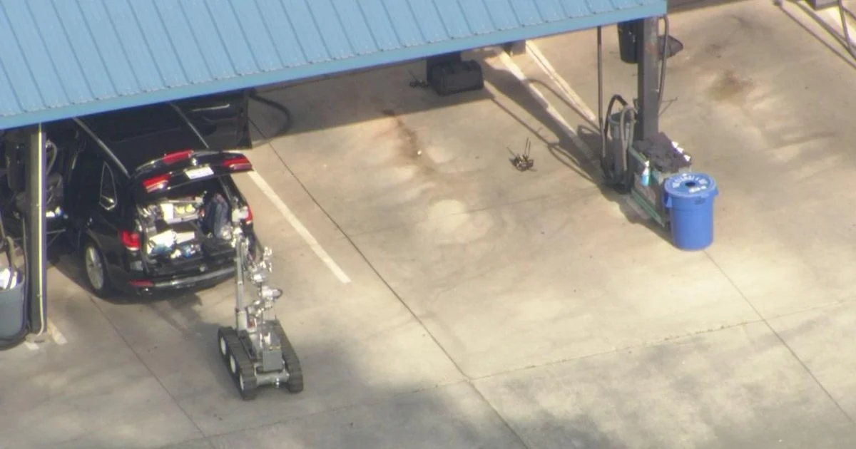 Apex car wash evacuated after threats tied to politics; suspect in custody