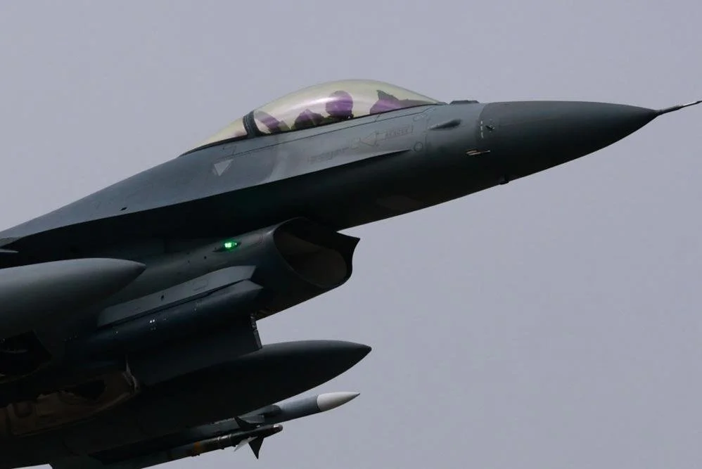 Peru seals 12-F-16 deal with U.S. after tense negotiations