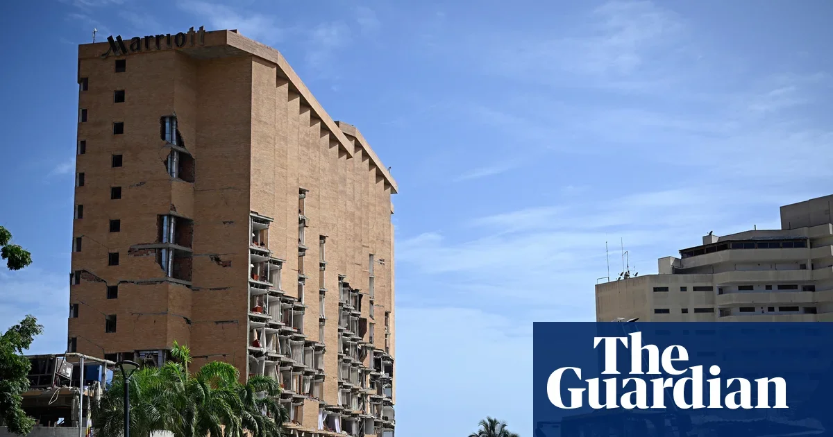 Quake disrupts relief efforts for Venezuelan deportees in La Guaira hotel