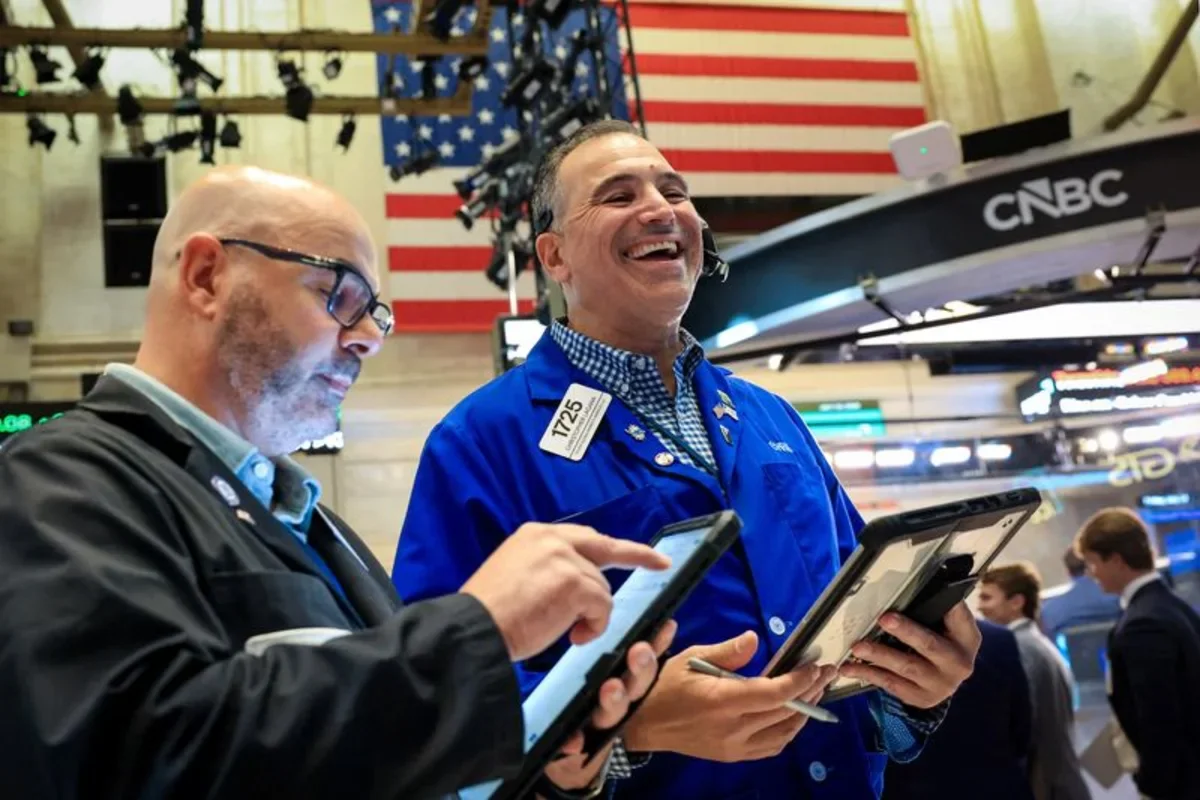 AI spending fears weigh on Nasdaq before mega-cap earnings